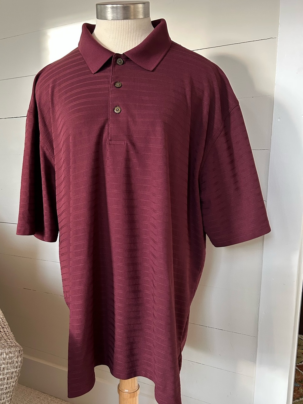 Grand Slam Men's Wine Colored Golf Shirt with Subtle Stripe Texture, Size XXL.